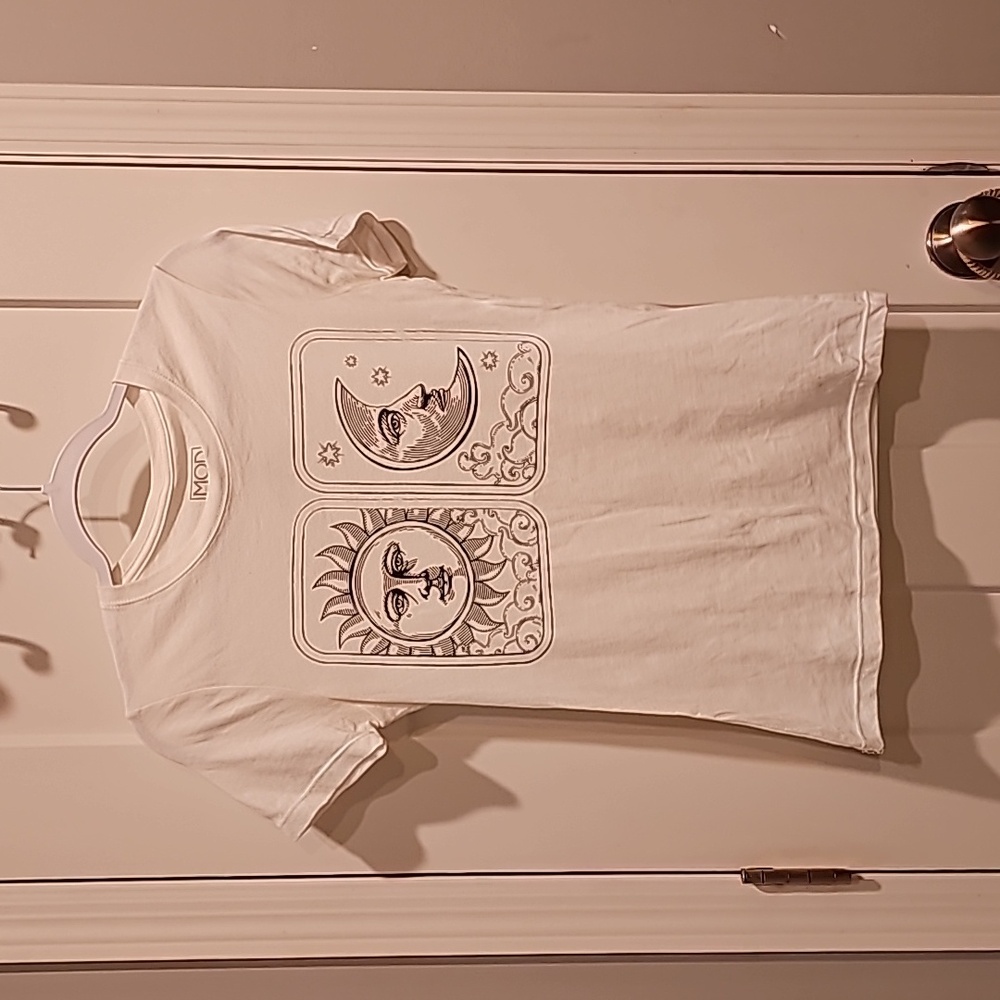 Womens Small Modern Lux black and white tshirt